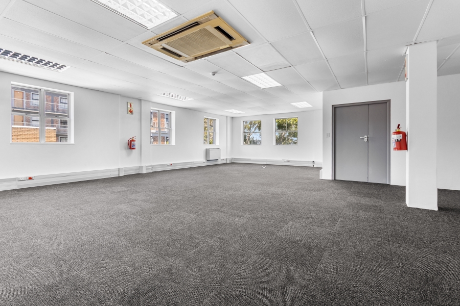 To Let commercial Property for Rent in Parow Western Cape